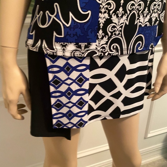 Joseph Ribkoff matt jersey dress with gorgeous print. A fabulous dress! - Picture 2 of 5